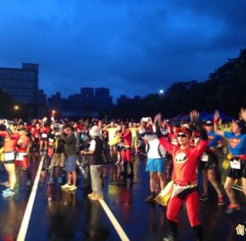 超人路跑 上千人為國家慶生
